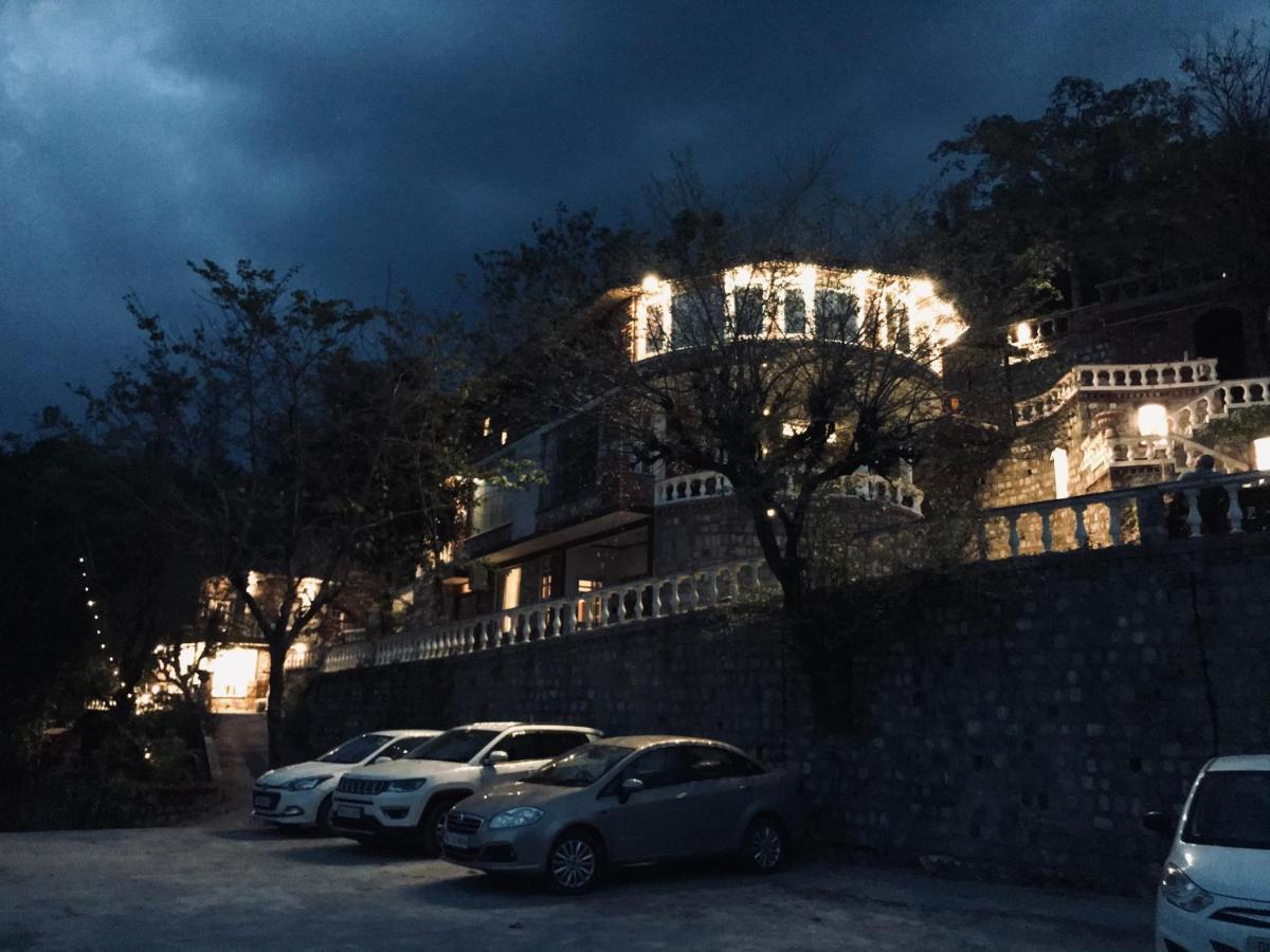 Chateau De Tatli - Hilltop - Dehradun Eksteriør billede