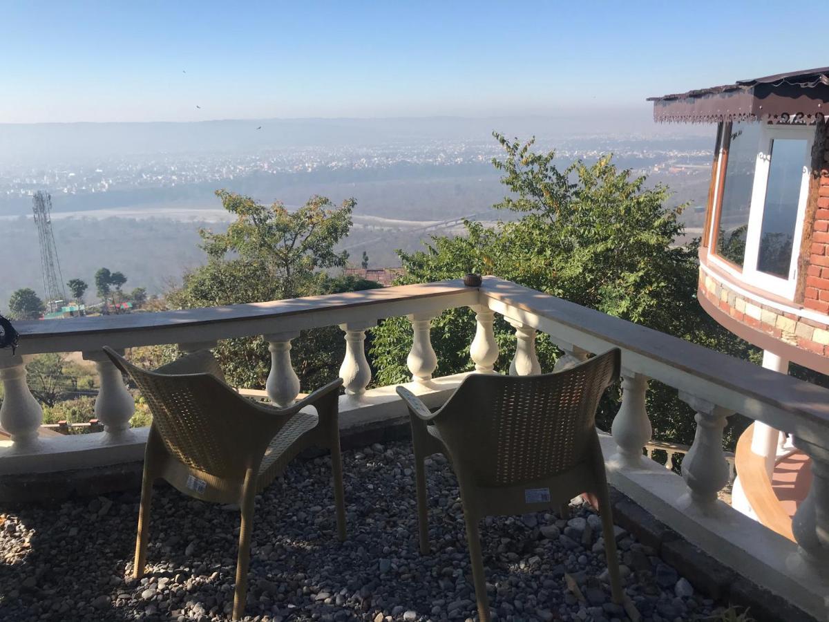 Chateau De Tatli - Hilltop - Dehradun Eksteriør billede