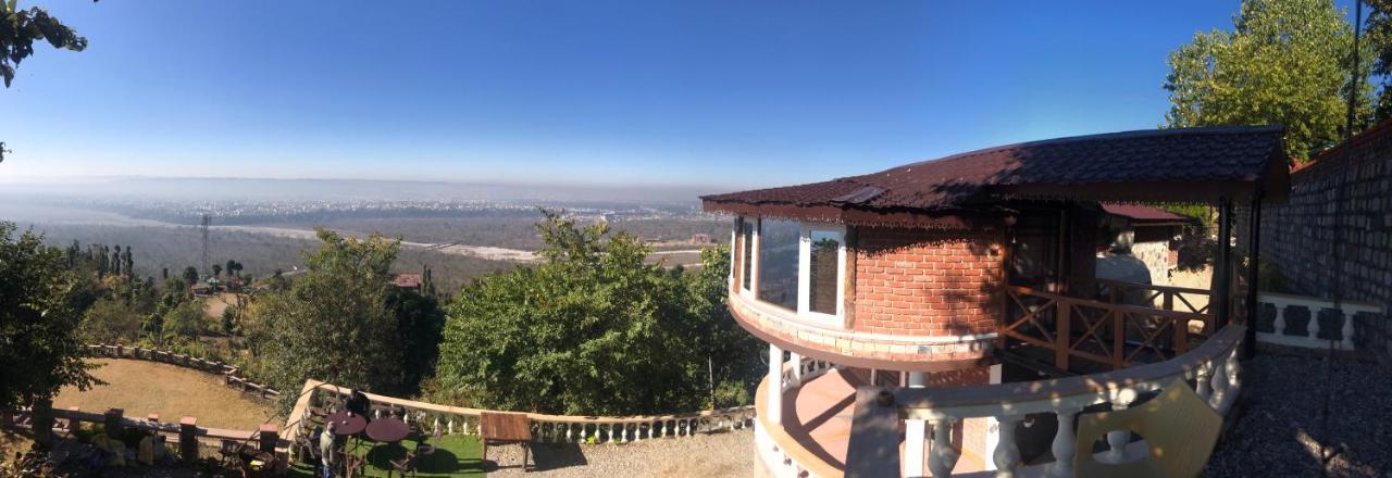 Chateau De Tatli - Hilltop - Dehradun Eksteriør billede